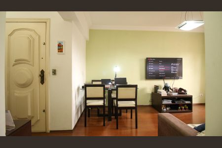 Apartamento para alugar com 79m², 2 quartos e 2 vagas Apartamento para alugar com 79m², 2 quartos e 2 vagasSala