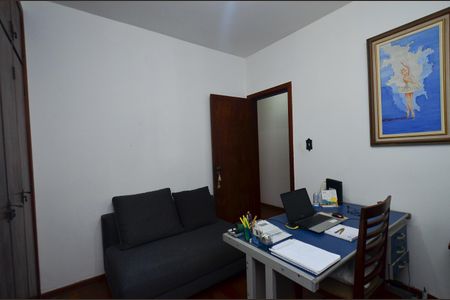 Apartamento à venda com 120m², 4 quartos e 2 vagas Apartamento à venda com 120m², 4 quartos e 2 vagasQuarto1