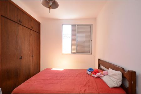 Apartamento à venda com 120m², 4 quartos e 2 vagas Apartamento à venda com 120m², 4 quartos e 2 vagasQuarto2