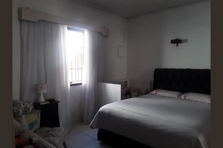 Casa à venda com 203m², 3 quartos e 3 vagas Casa à venda com 203m², 3 quartos e 3 vagasFoto 06