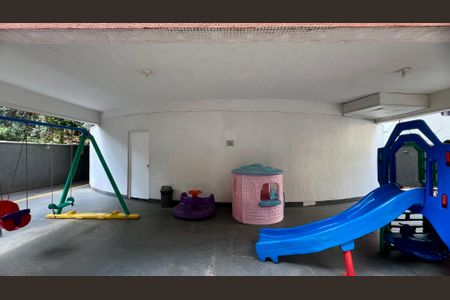 Apartamento à venda com 122m², 3 quartos e 2 vagas Apartamento à venda com 122m², 3 quartos e 2 vagasPlayground