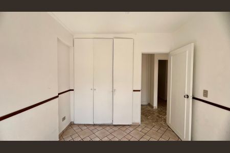 Apartamento à venda com 122m², 3 quartos e 2 vagas Apartamento à venda com 122m², 3 quartos e 2 vagasQuarto 1