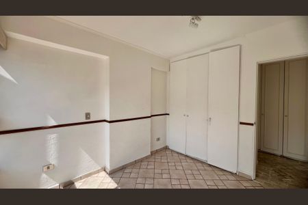 Apartamento à venda com 122m², 3 quartos e 2 vagas Apartamento à venda com 122m², 3 quartos e 2 vagasQuarto 1