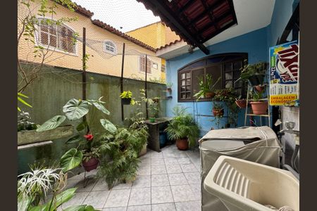 Casa de condomínio para alugar com 300m², 4 quartos e 3 vagas Casa de condomínio para alugar com 300m², 4 quartos e 3 vagasÁrea de Serviço