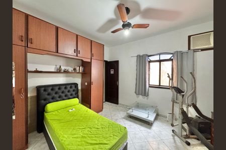 Casa de condomínio para alugar com 300m², 4 quartos e 3 vagas Casa de condomínio para alugar com 300m², 4 quartos e 3 vagasQuarto 3