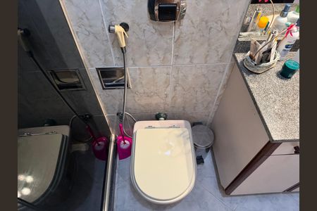 Casa de condomínio para alugar com 300m², 4 quartos e 3 vagas Casa de condomínio para alugar com 300m², 4 quartos e 3 vagasSuíte - Banheiro