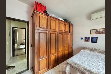 Casa de condomínio para alugar com 300m², 4 quartos e 3 vagas Casa de condomínio para alugar com 300m², 4 quartos e 3 vagasSuíte