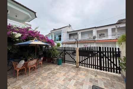 Casa de condomínio para alugar com 300m², 4 quartos e 3 vagas Casa de condomínio para alugar com 300m², 4 quartos e 3 vagasÁrea externa