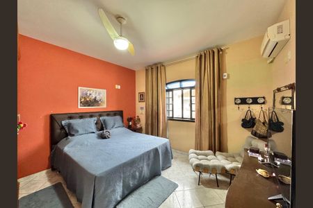 Casa de condomínio para alugar com 300m², 4 quartos e 3 vagas Casa de condomínio para alugar com 300m², 4 quartos e 3 vagasQuarto 1