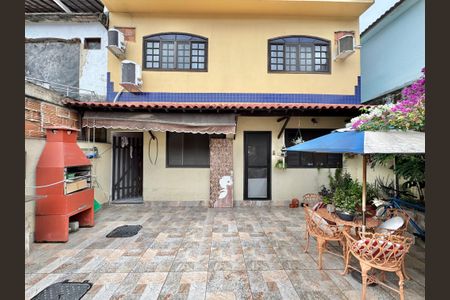 Casa de condomínio para alugar com 300m², 4 quartos e 3 vagas Casa de condomínio para alugar com 300m², 4 quartos e 3 vagasÁrea externa