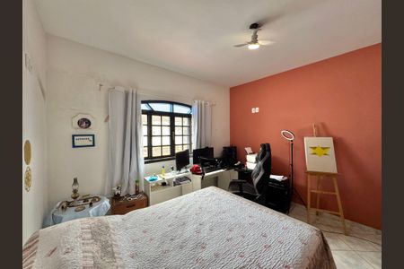 Casa de condomínio para alugar com 300m², 4 quartos e 3 vagas Casa de condomínio para alugar com 300m², 4 quartos e 3 vagasSuíte