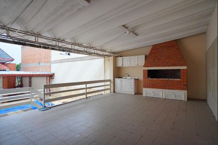 Casa à venda com 288m², 4 quartos e 3 vagasChurrasqueira