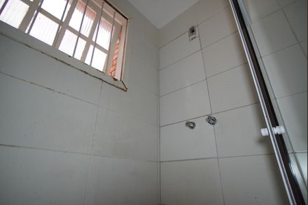 Casa à venda com 288m², 4 quartos e 3 vagasBanheiro Social