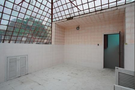 Casa à venda com 288m², 4 quartos e 3 vagasTerceiro Andar - Sótão