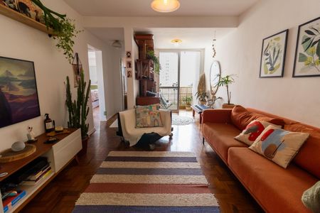 Apartamento à venda com 79m², 2 quartos e 1 vaga Apartamento à venda com 79m², 2 quartos e 1 vagaSala