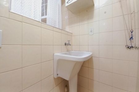 Apartamento à venda com 64m², 2 quartos e sem vaga Apartamento à venda com 64m², 2 quartos e sem vagaÁrea de Serviço