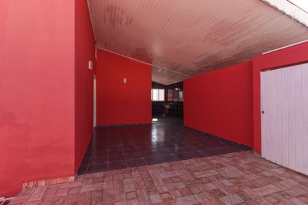 Casa à venda com 348m², 4 quartos e 2 vagas Casa à venda com 348m², 4 quartos e 2 vagasQuintal