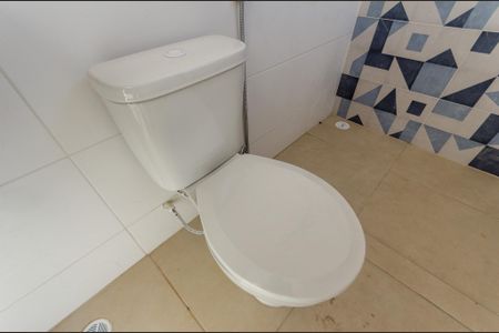 Apartamento à venda com 70m², 2 quartos e 1 vaga Apartamento à venda com 70m², 2 quartos e 1 vagaBanheiro 2