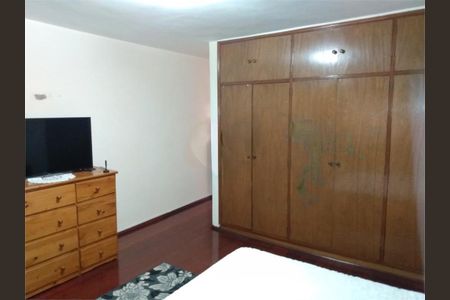 Casa à venda com 199m², 3 quartos e 2 vagas