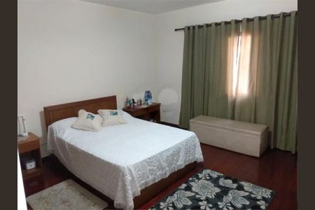 Casa à venda com 199m², 3 quartos e 2 vagas