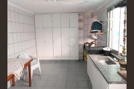 Casa à venda com 199m², 3 quartos e 2 vagas