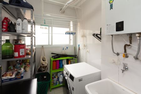 Apartamento à venda com 61m², 1 quarto e 1 vaga Apartamento à venda com 61m², 1 quarto e 1 vagaÁrea de Serviço