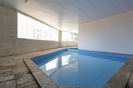 Apartamento à venda com 96m², 3 quartos e 2 vagasÁrea comum - Piscina