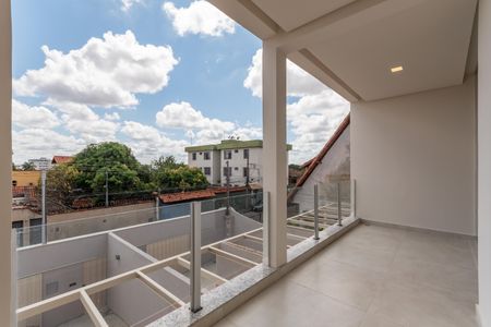 Casa à venda com 108m², 3 quartos e 3 vagasVaranda da Sala