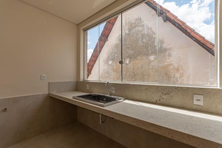 Casa à venda com 108m², 3 quartos e 3 vagasLavanderia