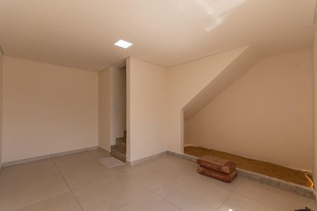 Casa à venda com 108m², 3 quartos e 3 vagasEntrada