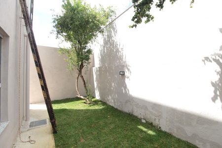 Casa à venda com 130m², 3 quartos e 3 vagasÁrea Externa