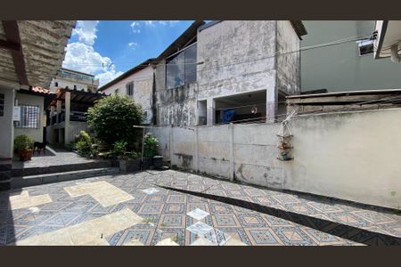 Casa à venda com 426m², 8 quartos e 2 vagas Casa à venda com 426m², 8 quartos e 2 vagasQuintal