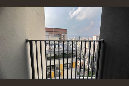 Apartamento à venda com 195m², 4 quartos e 3 vagas Apartamento à venda com 195m², 4 quartos e 3 vagasSacada