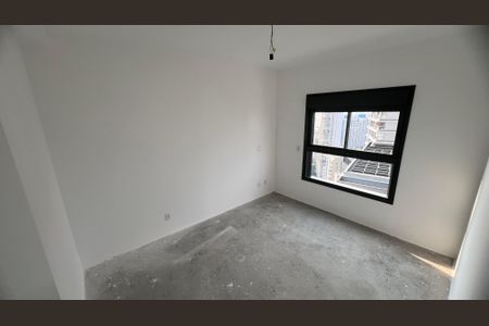 Apartamento à venda com 195m², 4 quartos e 3 vagas Apartamento à venda com 195m², 4 quartos e 3 vagasQuarto 2
