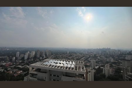 Apartamento à venda com 195m², 4 quartos e 3 vagas Apartamento à venda com 195m², 4 quartos e 3 vagasVista da Varanda