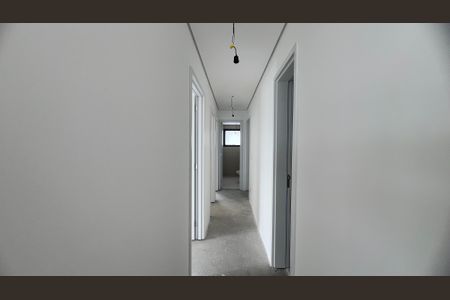 Apartamento à venda com 195m², 4 quartos e 3 vagas Apartamento à venda com 195m², 4 quartos e 3 vagasCorredor dos Quartos