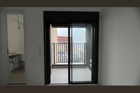 Apartamento à venda com 195m², 4 quartos e 3 vagas Apartamento à venda com 195m², 4 quartos e 3 vagasSacada