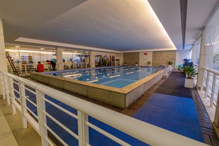 Apartamento à venda com 99m², 1 quarto e 2 vagasÁrea Comum Piscina