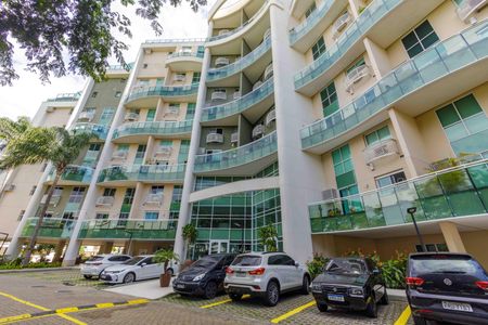 Apartamento à venda com 99m², 1 quarto e 2 vagasFachada