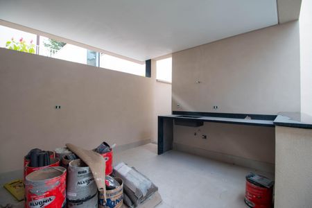 Casa à venda com 486m², 3 quartos e 4 vagasChurrasqueira