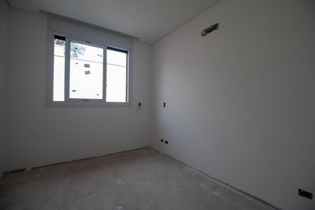 Casa à venda com 486m², 3 quartos e 4 vagasQuarto 2