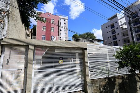 Apartamento à venda com 56m², 2 quartos e 1 vagaFachada