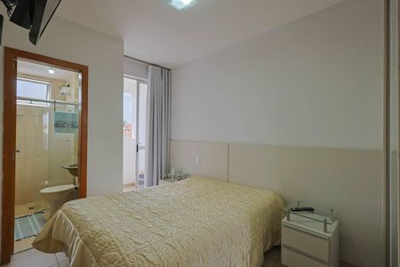 Apartamento à venda com 120m², 3 quartos e 2 vagas Apartamento à venda com 120m², 3 quartos e 2 vagasQuarto 2 - Suíte
