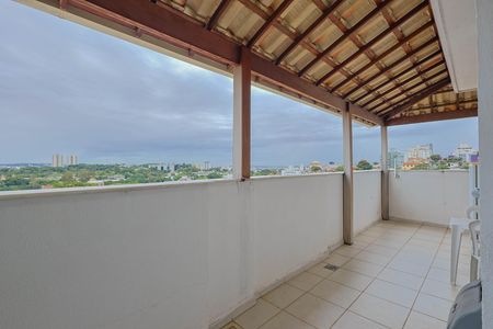 Apartamento à venda com 120m², 3 quartos e 2 vagas Apartamento à venda com 120m², 3 quartos e 2 vagasCobertura