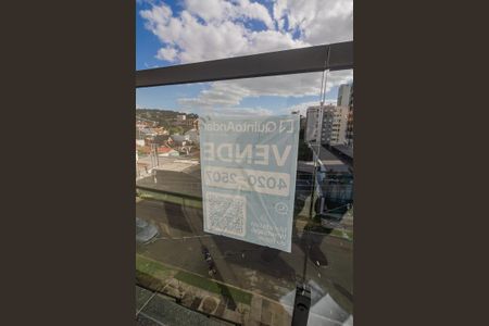 Casa de condomínio à venda com 177m², 3 quartos e 2 vagas Casa de condomínio à venda com 177m², 3 quartos e 2 vagasPlaquinha Instalada