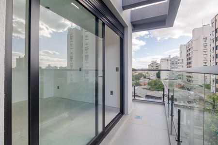 Casa de condomínio à venda com 177m², 3 quartos e 2 vagas Casa de condomínio à venda com 177m², 3 quartos e 2 vagasQuarto 1 - Varanda