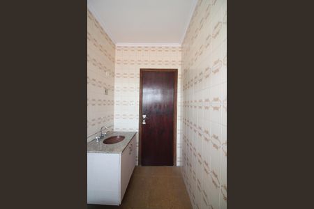 Casa para alugar com 212m², 2 quartos e 2 vagasBanheiro Social