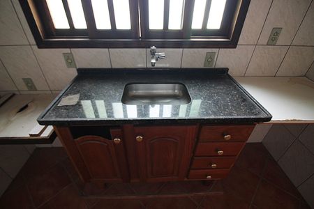 Casa para alugar com 212m², 2 quartos e 2 vagasCozinha Edícula