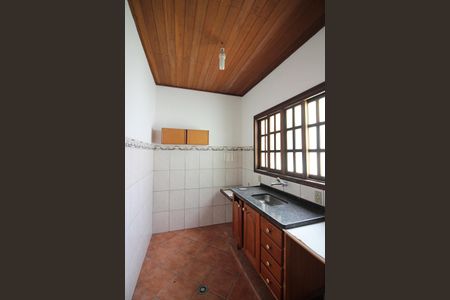 Casa para alugar com 212m², 2 quartos e 2 vagasCozinha Edícula