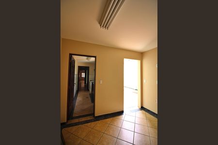 Casa para alugar com 212m², 2 quartos e 2 vagasÁrea Externa